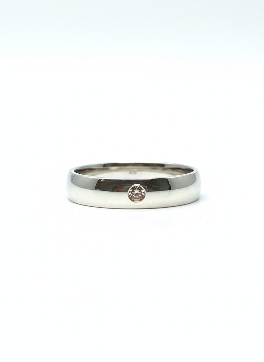 The Solitaire Dot 925 Silver Band